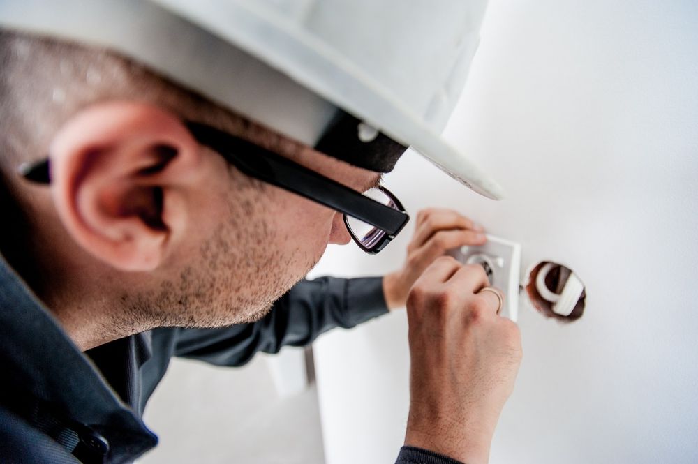 Montere elbillader trygt og smart hjemme